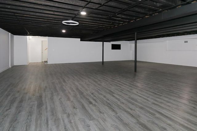 5N523 E Lakeview Circle, St. Charles, IL 60175