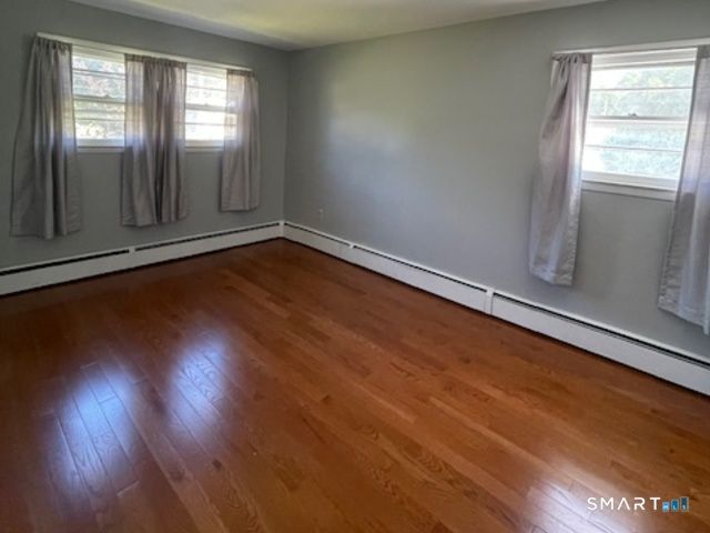 21 McDermott Circle, Hamden, CT 06518