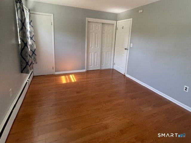 21 McDermott Circle, Hamden, CT 06518
