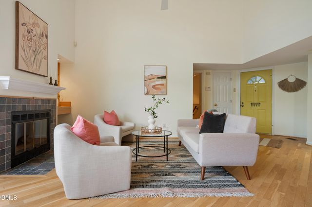 104 Homewood Drive, Chapel Hill, NC 27514