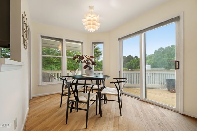 104 Homewood Drive, Chapel Hill, NC 27514