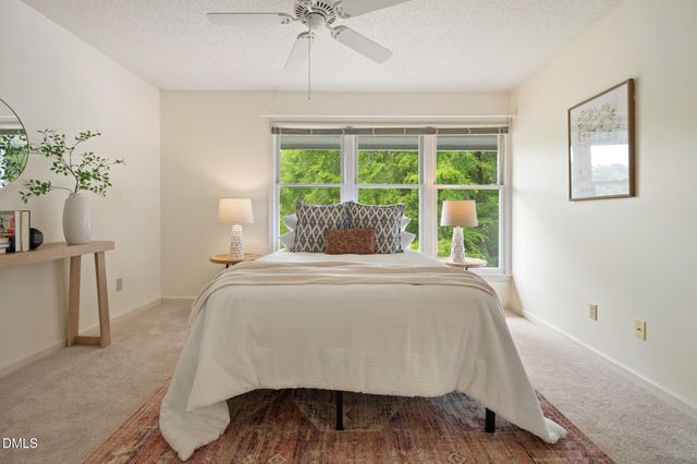 104 Homewood Drive, Chapel Hill, NC 27514