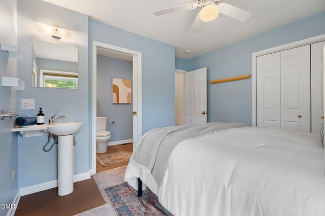 104 Homewood Drive, Chapel Hill, NC 27514