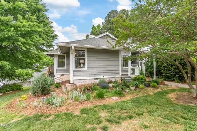 104 Homewood Drive, Chapel Hill, NC 27514