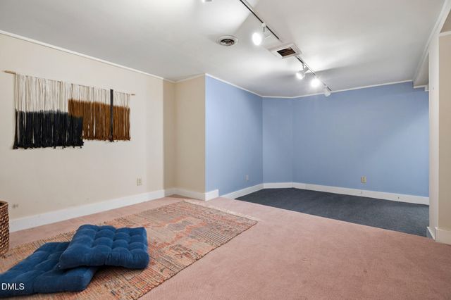 104 Homewood Drive, Chapel Hill, NC 27514