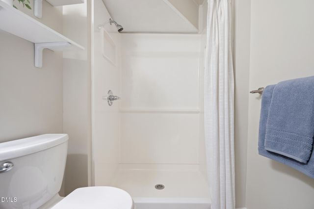 104 Homewood Drive, Chapel Hill, NC 27514