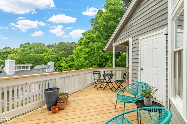 104 Homewood Drive, Chapel Hill, NC 27514
