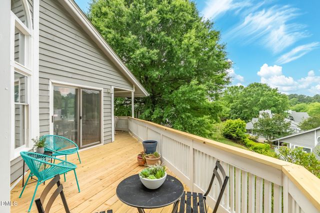 104 Homewood Drive, Chapel Hill, NC 27514