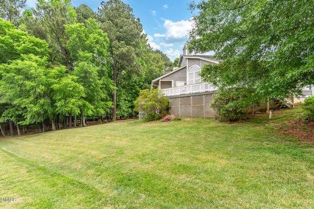 104 Homewood Drive, Chapel Hill, NC 27514