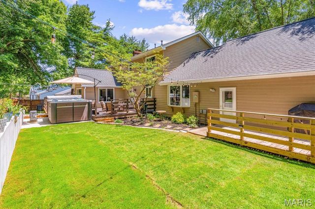 112 Lake Lorraine Drive, Swansea, IL 62226