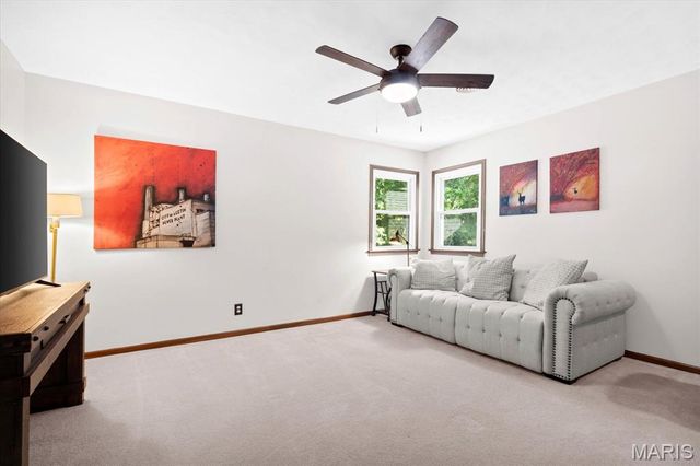 112 Lake Lorraine Drive, Swansea, IL 62226