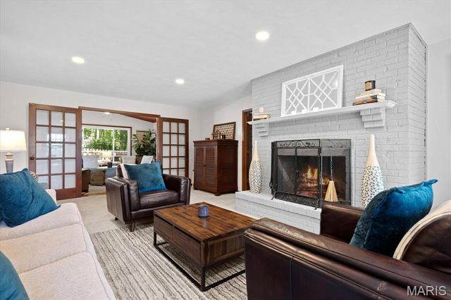 112 Lake Lorraine Drive, Swansea, IL 62226