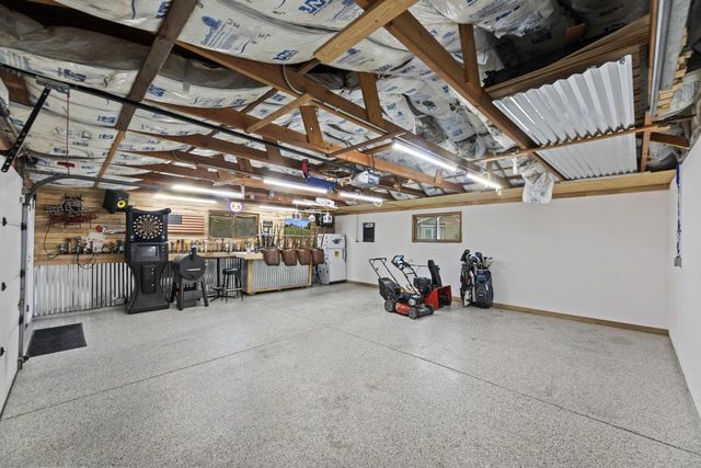 N54W14225 Van Buren DRIVE, Menomonee Falls, WI 53051