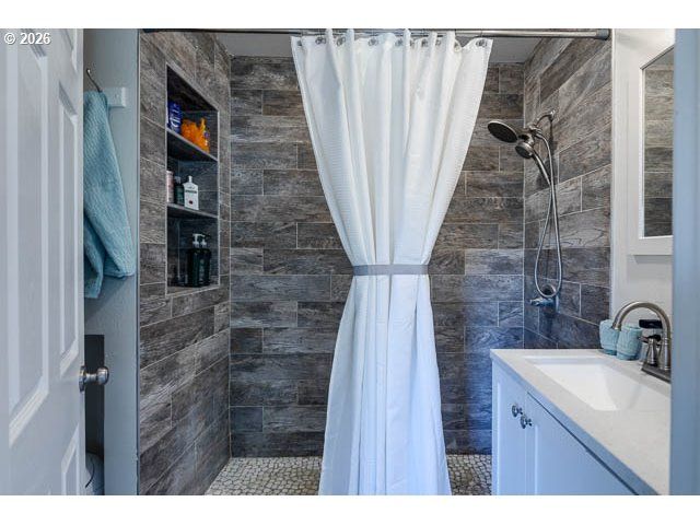 4101 Ne 119TH St, Vancouver, WA 98686