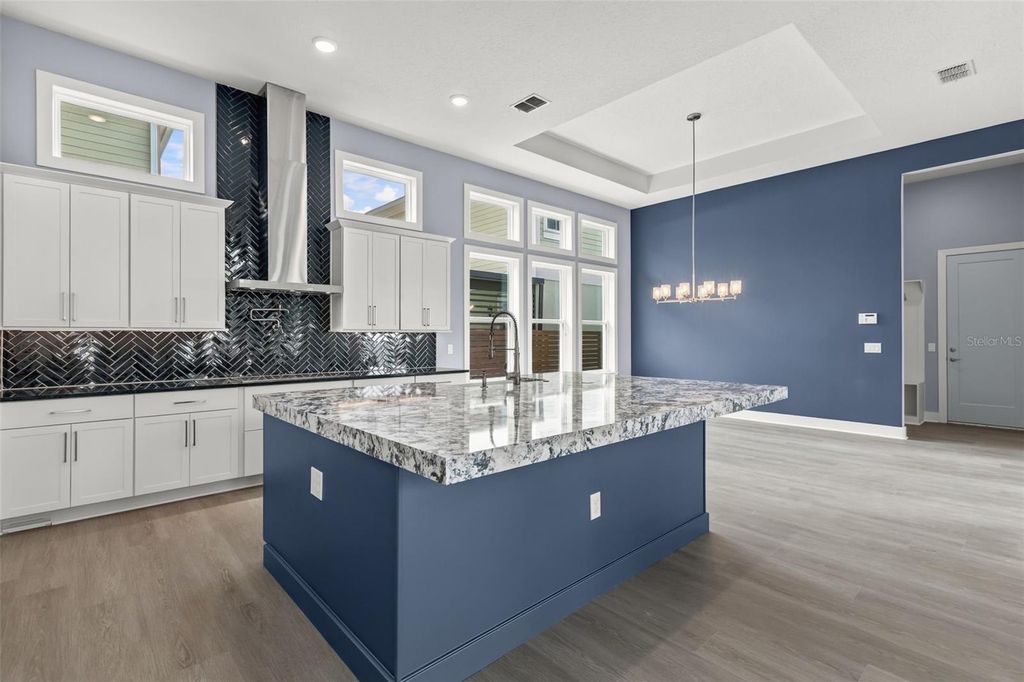 Image 20 of property listing at 10061 GOBAT ALLEY, Orlando, FL 32827