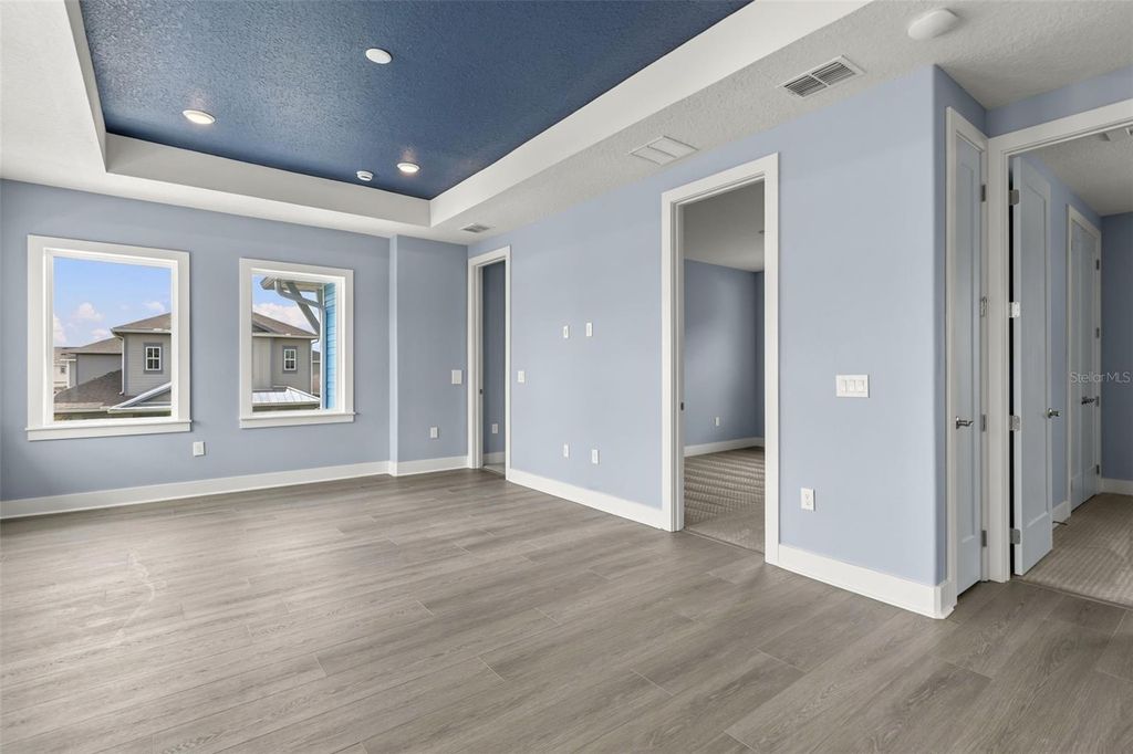 Image 44 of property listing at 10061 GOBAT ALLEY, Orlando, FL 32827
