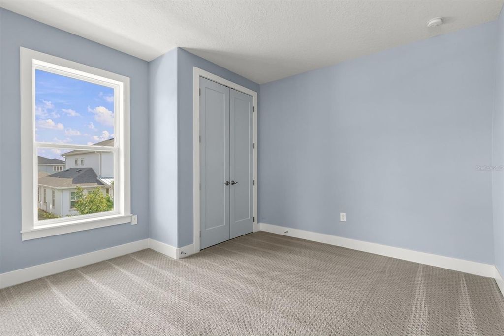 Image 46 of property listing at 10061 GOBAT ALLEY, Orlando, FL 32827