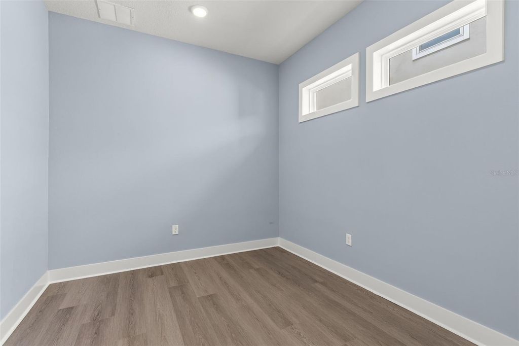 Image 54 of property listing at 10061 GOBAT ALLEY, Orlando, FL 32827