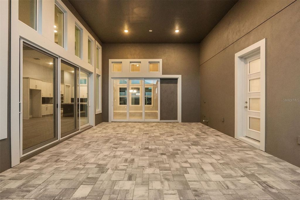 Image 59 of property listing at 10061 GOBAT ALLEY, Orlando, FL 32827