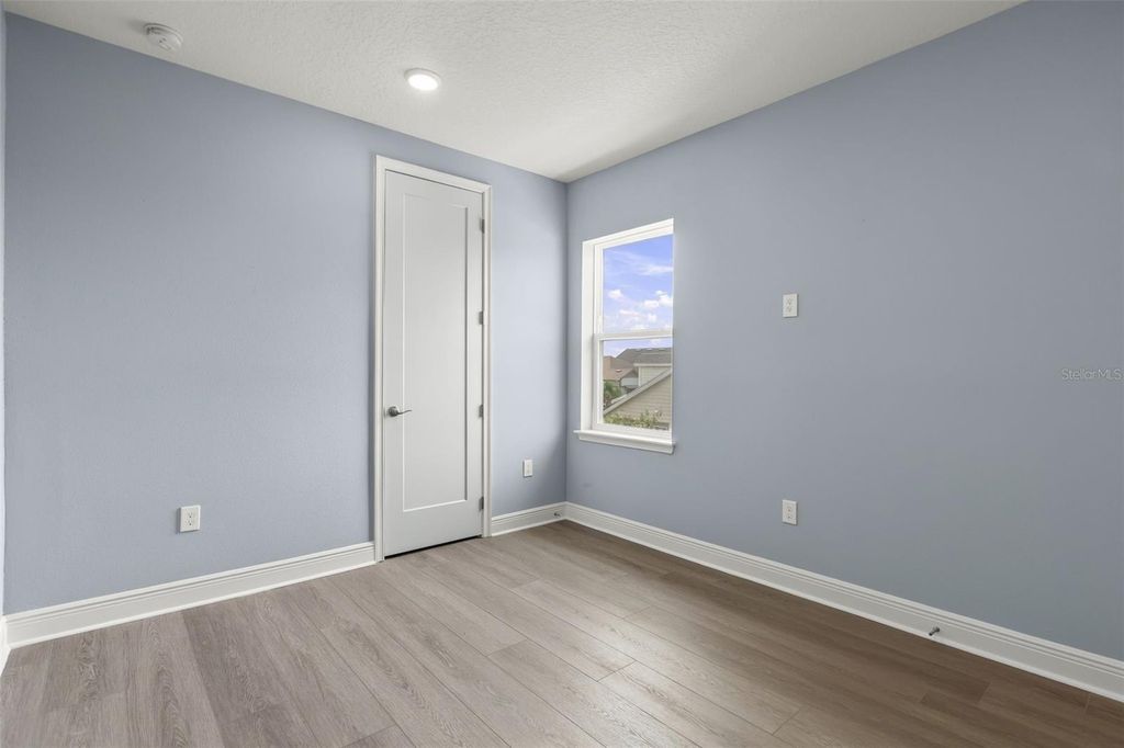 Image 70 of property listing at 10061 GOBAT ALLEY, Orlando, FL 32827