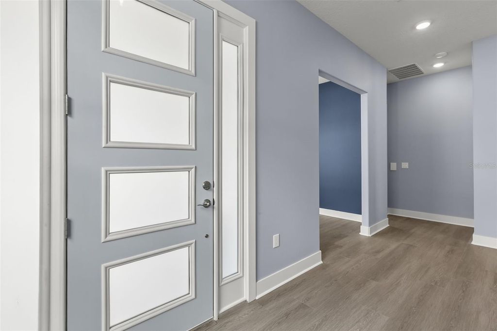 Image 9 of property listing at 10061 GOBAT ALLEY, Orlando, FL 32827