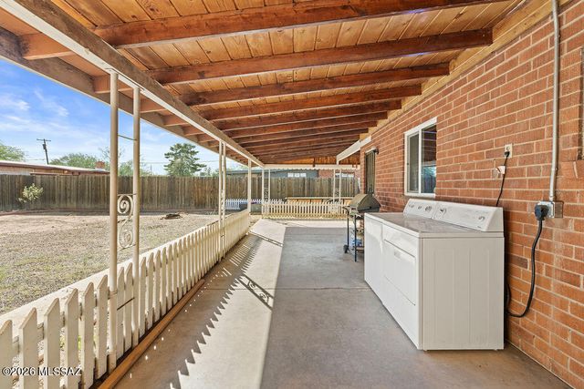 1410 N Jefferson Avenue, Tucson, AZ 85712