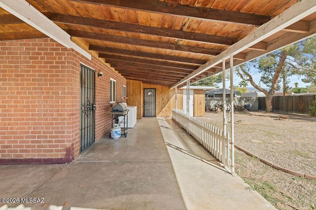 1410 N Jefferson Avenue, Tucson, AZ 85712