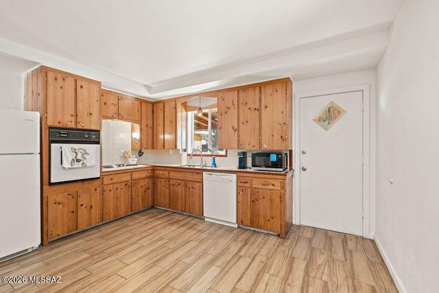 1410 N Jefferson Avenue, Tucson, AZ 85712