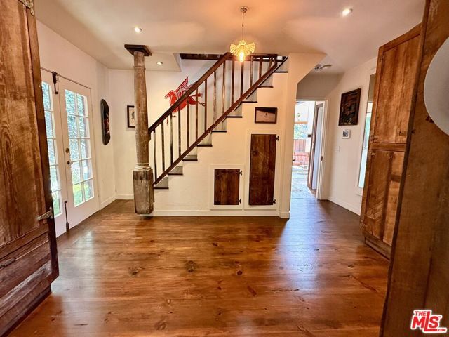 2566 Verbena Drive, Los Angeles, CA 90068