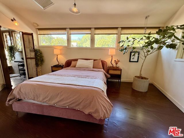 2566 Verbena Drive, Los Angeles, CA 90068