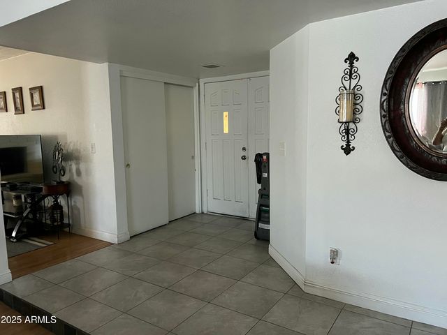 8007 W TUCKEY Lane, Glendale, AZ 85303