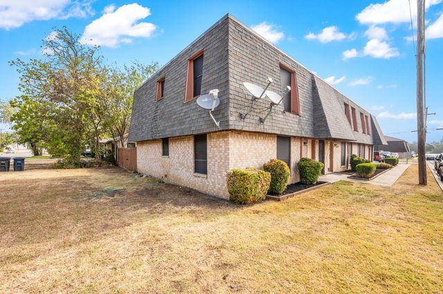 7450 Ruby Place A, Fort Worth, TX 76116