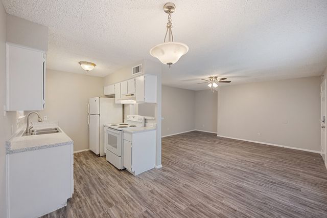 7450 Ruby Place A, Fort Worth, TX 76116