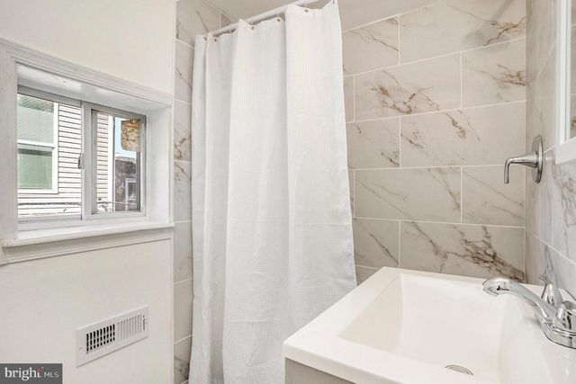 1260 N NEWKIRK ST, Philadelphia, PA 19121