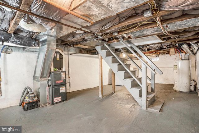 1260 N NEWKIRK ST, Philadelphia, PA 19121