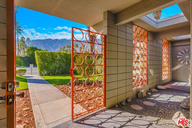 1930 S Toledo Avenue, Palm Springs, CA 92264