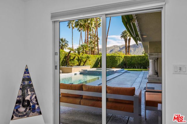 1930 S Toledo Avenue, Palm Springs, CA 92264