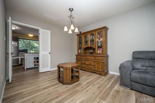 21 San Carlos Drive, St Charles, MO 63303