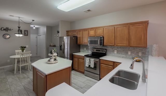 131 Chenoa Dr Unit D, Murrells Inlet, SC 29576