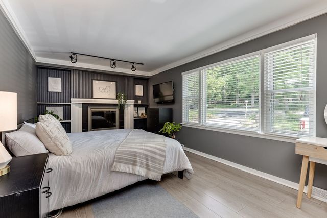 21W363 Walnut Road, Glen Ellyn, IL 60137