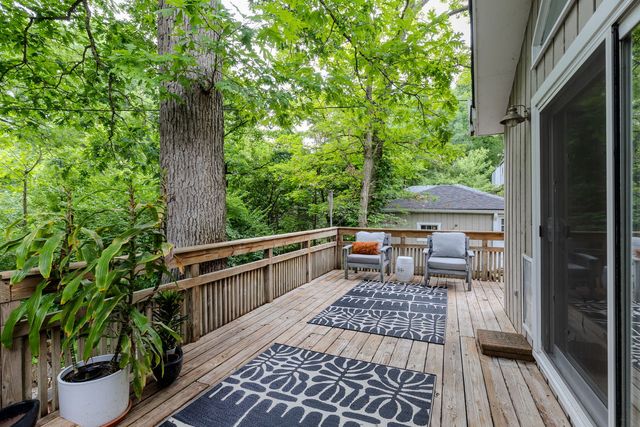 21W363 Walnut Road, Glen Ellyn, IL 60137