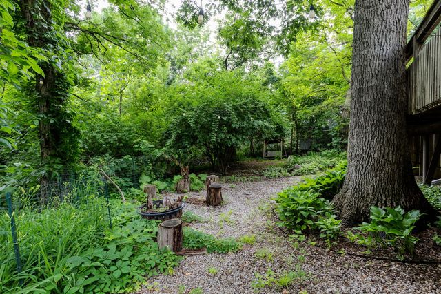 21W363 Walnut Road, Glen Ellyn, IL 60137