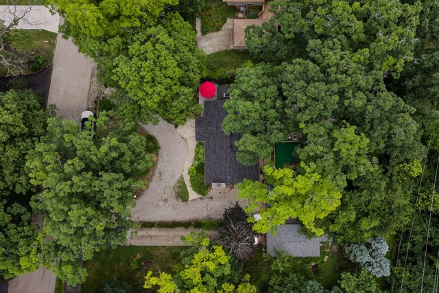 21W363 Walnut Road, Glen Ellyn, IL 60137