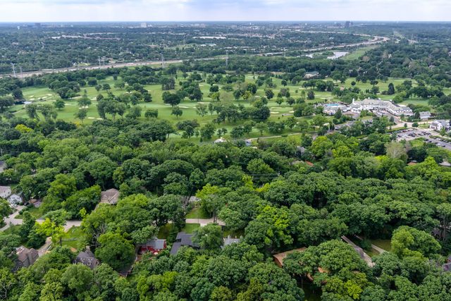 21W363 Walnut Road, Glen Ellyn, IL 60137