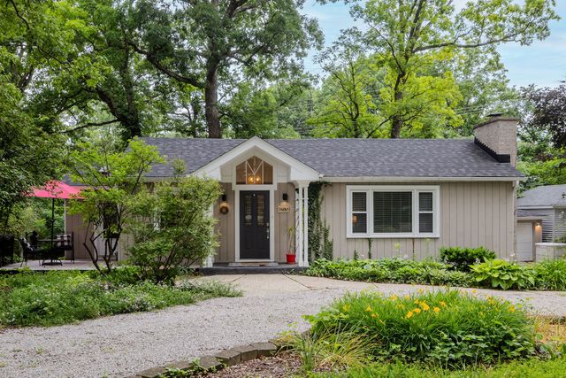 21W363 Walnut Road, Glen Ellyn, IL 60137