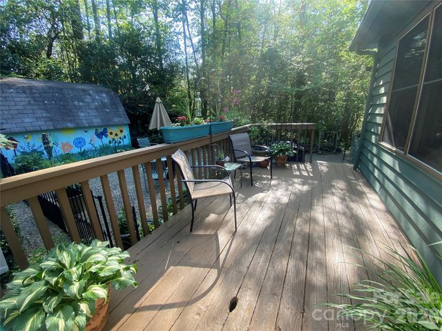 2698 Connestee Trail, Brevard, NC 28712