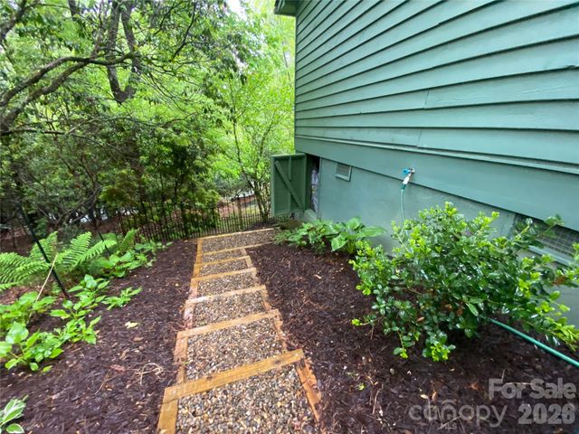 2698 Connestee Trail, Brevard, NC 28712