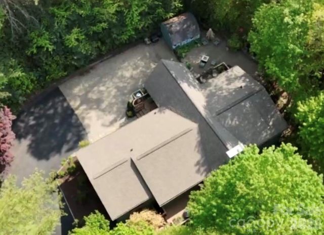 2698 Connestee Trail, Brevard, NC 28712