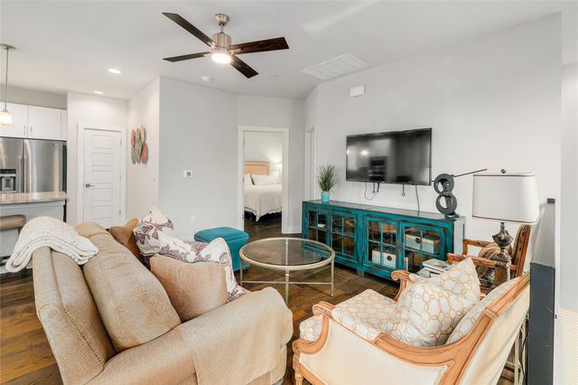 1205 Elm ST 8, Austin, TX 78703