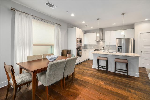 1205 Elm ST 8, Austin, TX 78703